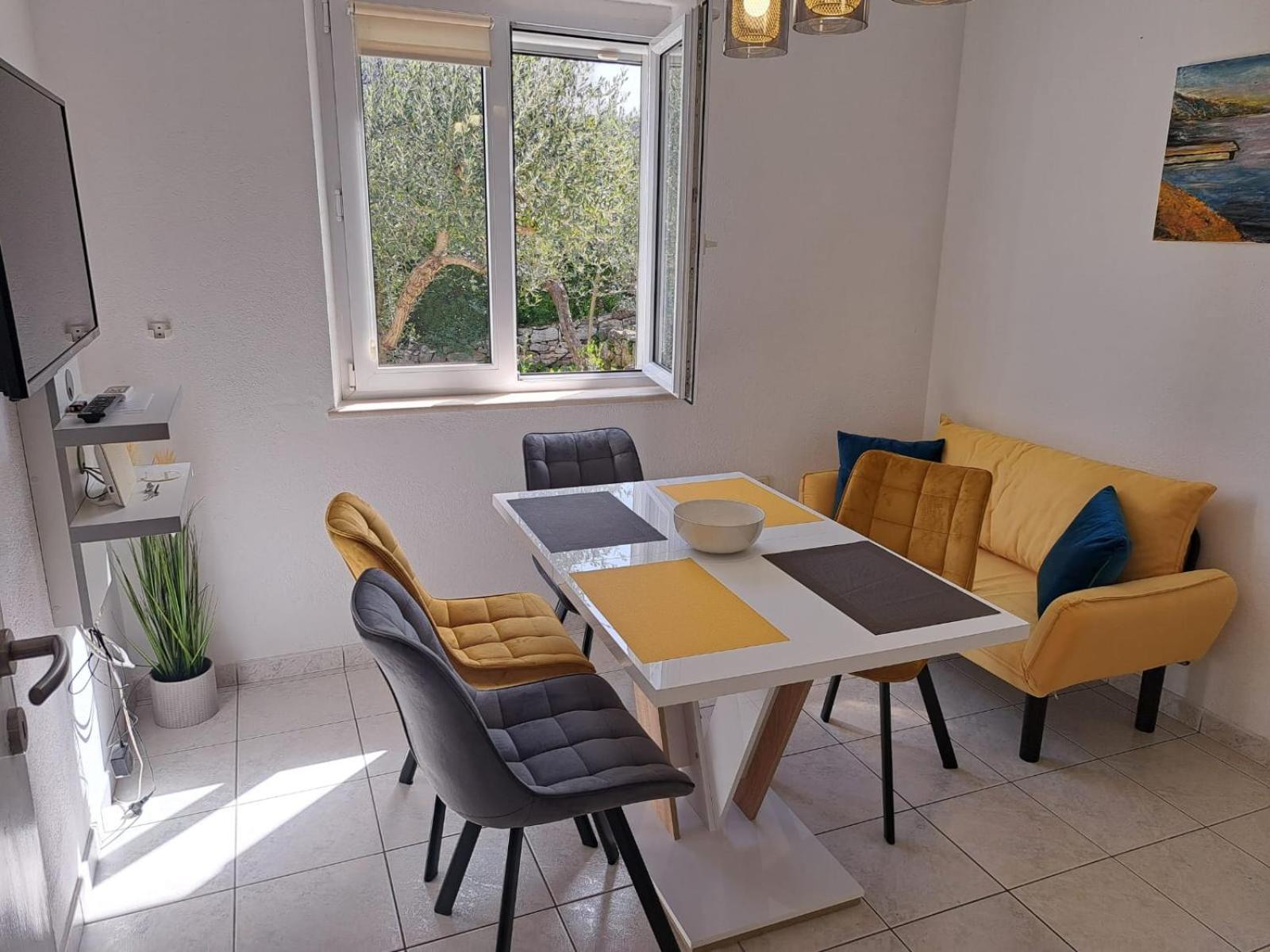 La Petite Maison Splitska Exterior photo